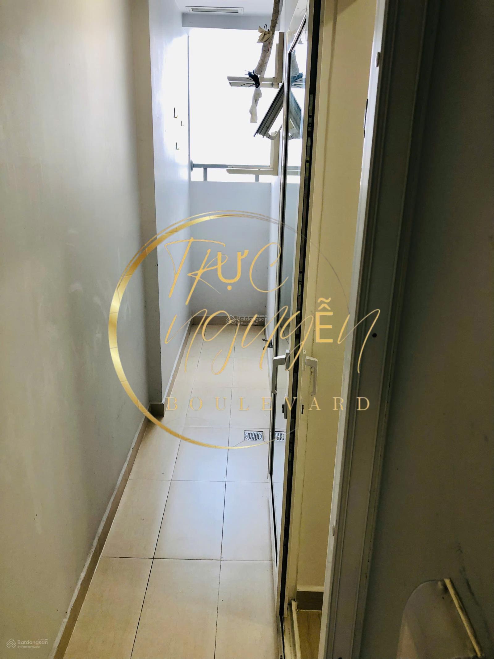 Em chuyển nhượng căn hộ 68,02m/2PN/3,5 tỷ, không nội thất, bao hết thuế phí, có sẵn hợp đồng thuê Em chuyển nhượng căn hộ 68,02m/2PN/3,5 tỷ, không nội thất, bao hết thuế phí, có sẵn hợp đồng thuê