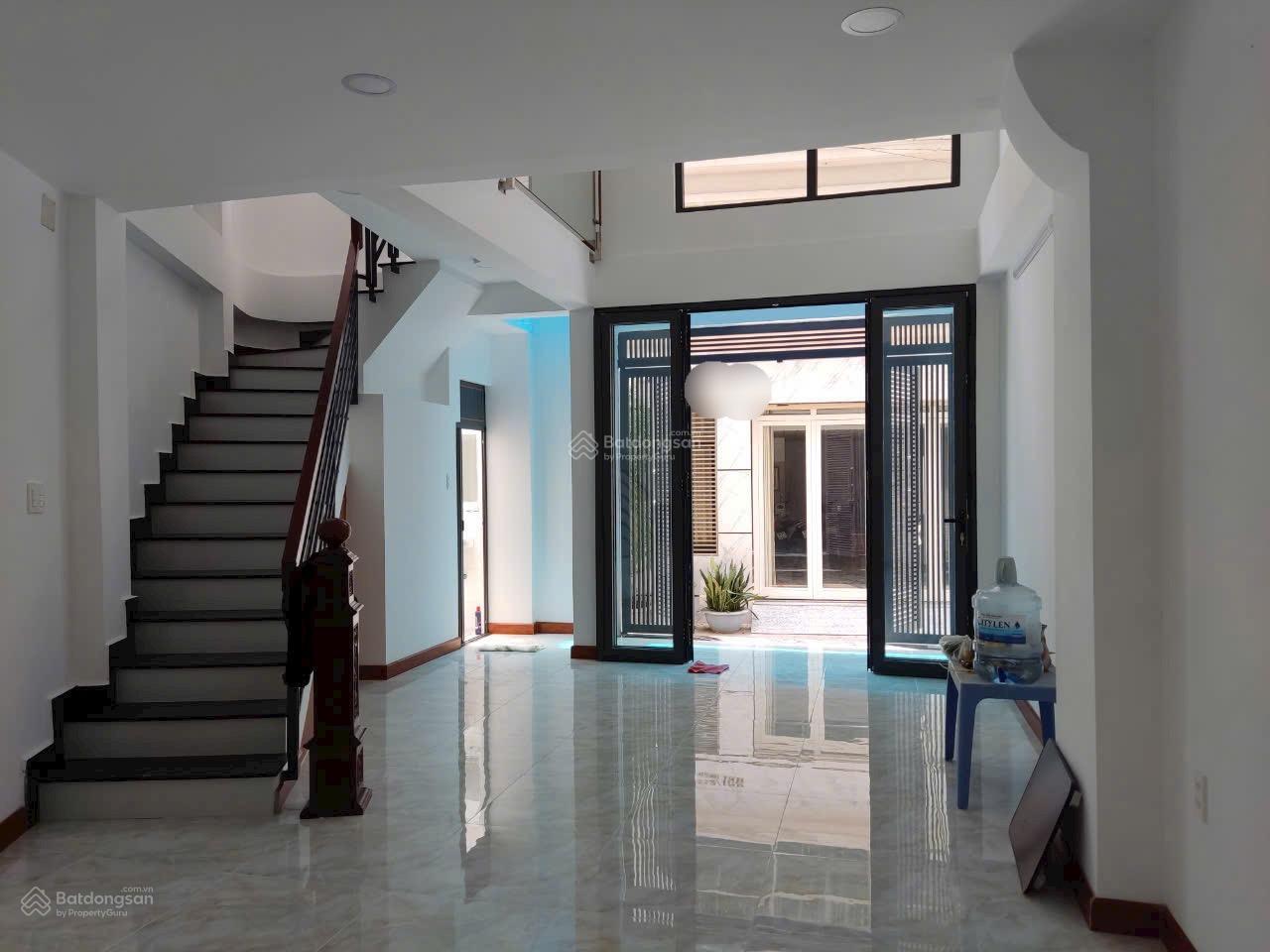 NHÀ MỚI TRỆT LỬNG 2 LẦU SÂN THƯỢNG 4PN 5WC HẺM XE HƠI DƯƠNG QUẢNG HÀM GIÁ 17 TRIỆU TL NHÀ MỚI TRỆT LỬNG 2 LẦU SÂN THƯỢNG 4PN 5WC HẺM XE HƠI DƯƠNG QUẢNG HÀM GIÁ 17 TRIỆU TL