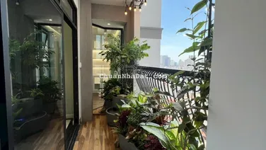 (Hàng siêu hiếm) chính chủ gửi bán căn 3PN + 1 Royal City 245m2, giá 33 tỷ. Lh 0936 203 ***
