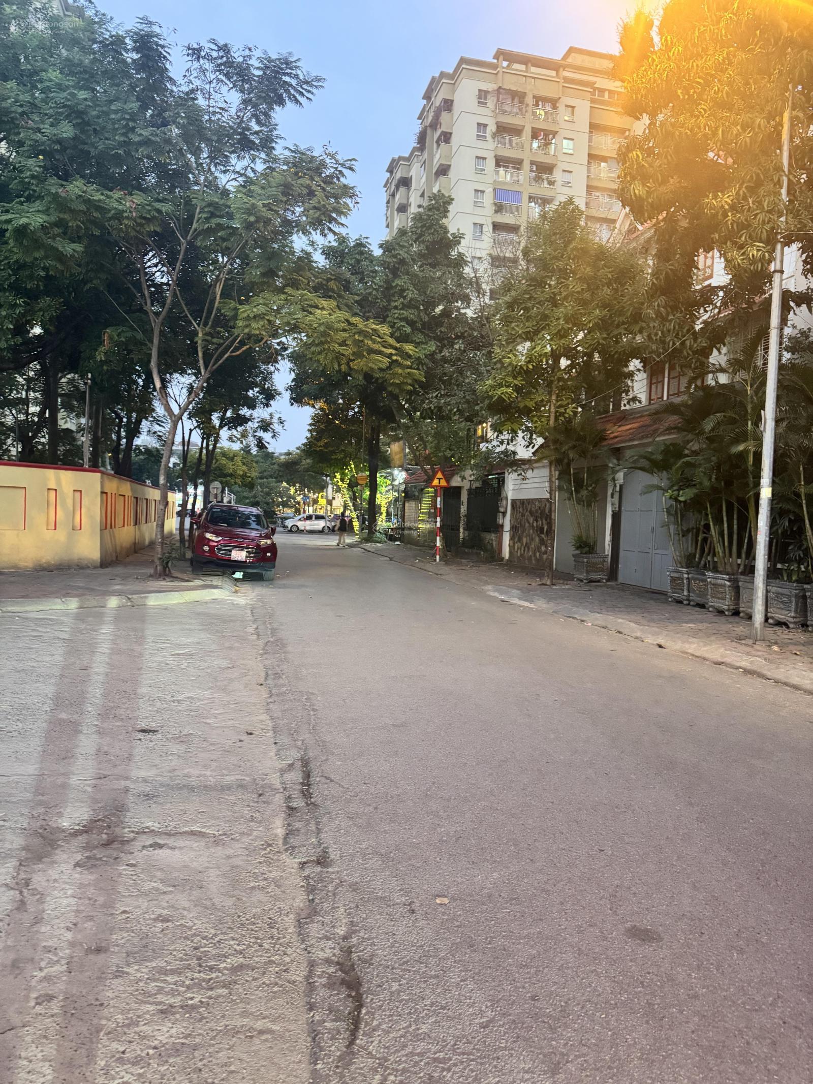 Chính chủ cần bán nhanh lô đất đẹp tại Sài đồng. 0936 213 *** Chính chủ cần bán nhanh lô đất đẹp tại Sài đồng. 0936 213 ***