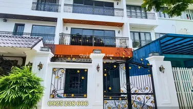 Chính chủ cho thuê nhà vườn khu D Geleximco hoàn thiện đẹp giá thương lượng