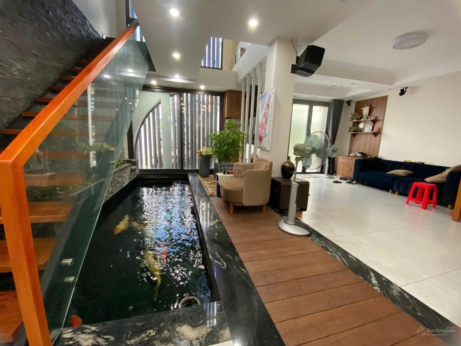 Bán Gấp Giá Chỉ 17 Tỷ HXH Hoàng Văn Thụ, Phú Nhuận-DT:7,45x 13,5 - CN:83,2m2 - 5 tầng + Thang máy