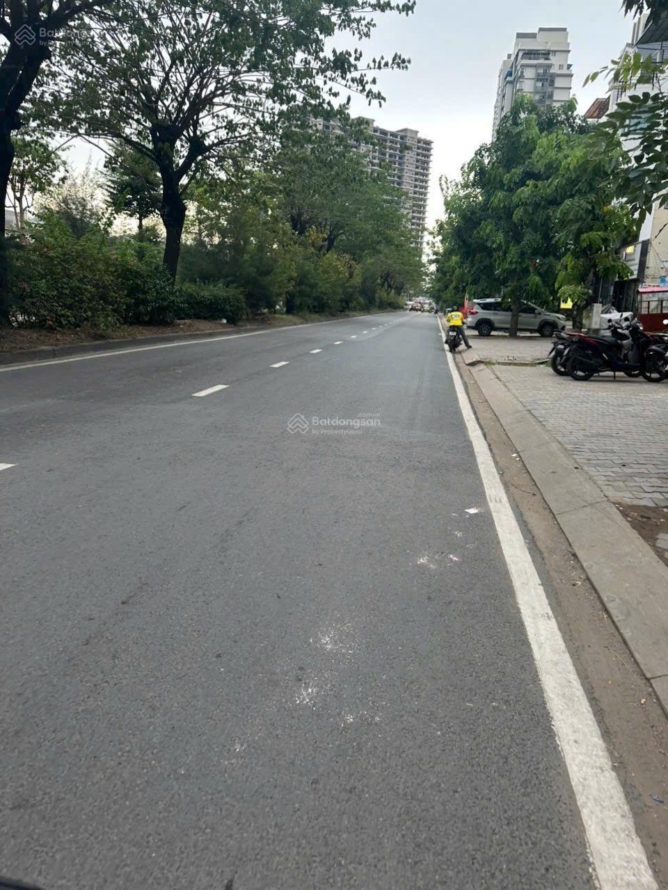 Mặt tiền kinh doanh gần Phú Mỹ Hưng đang có HDT 12 x22 =264m2 LH Vương 0357 313 *** Hàng hiếm