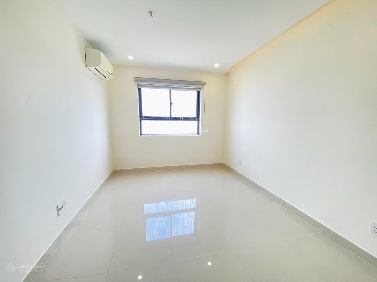 Duy nhất căn góc 75m2 (2PN) view đường 19/5 giá 3tỷ650