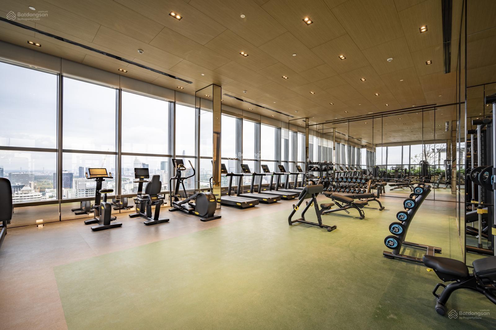 Bán căn hộ chung cư Hùng Vương Plaza, 9,5 tỷ, 117m2, 3PN, 2WC, tiện nghi đầy đủ! LH0907 749 ***