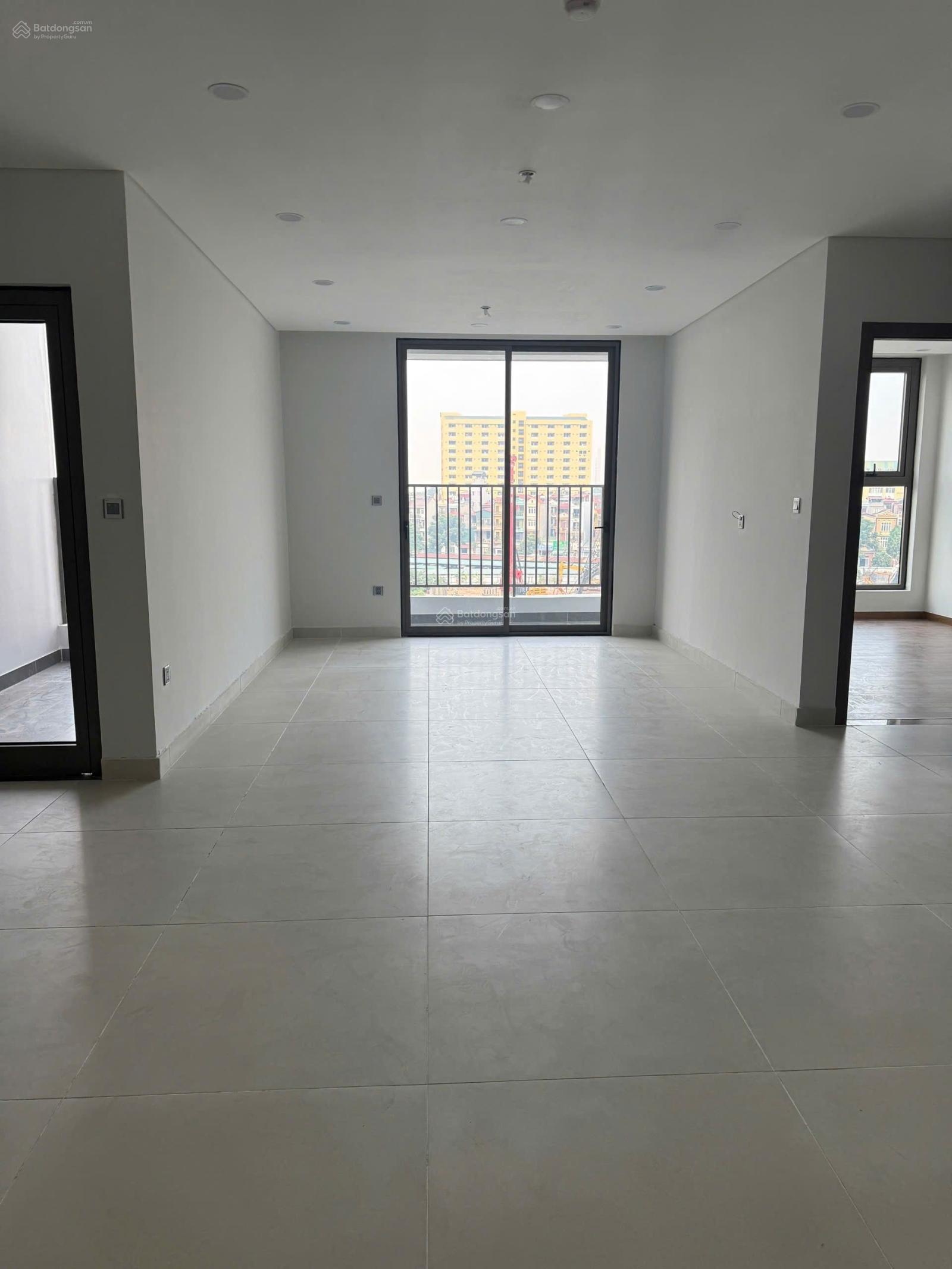 Cho thuê căn 102m2 chung cư Khai Sơn,nhà mới nhận bàn giao.Hướng mát hồ điều hòa. Giá 10tr/tháng Cho thuê căn 102m2 chung cư Khai Sơn,nhà mới nhận bàn giao.Hướng mát hồ điều hòa. Giá 10tr/tháng