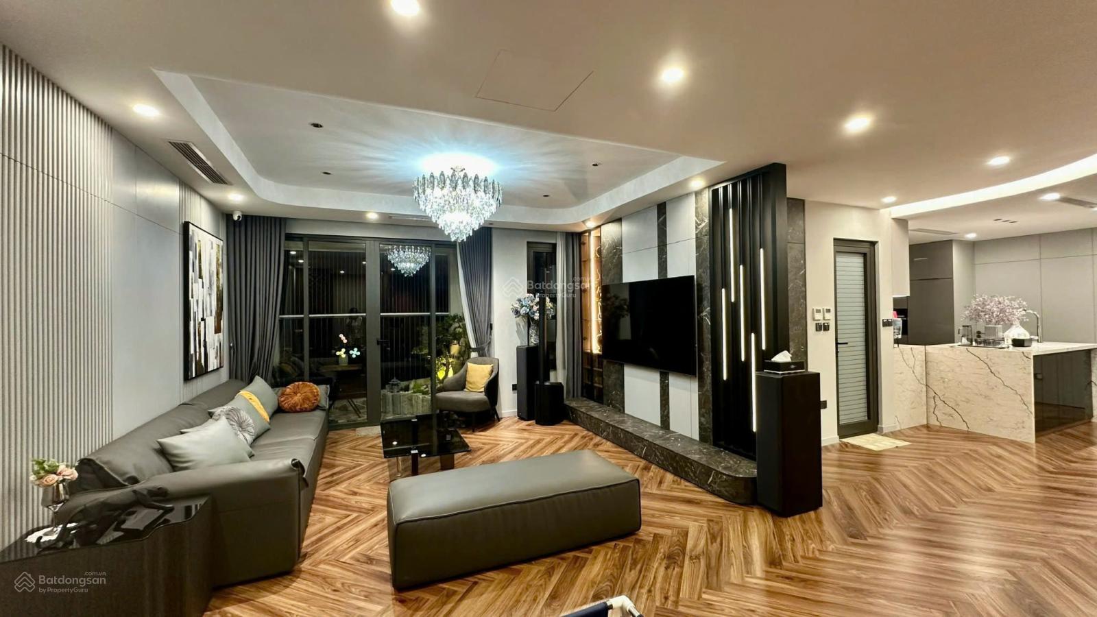 Cho thuê CC Yên Hoà Park View- số 3 Vũ Phạm Hàm