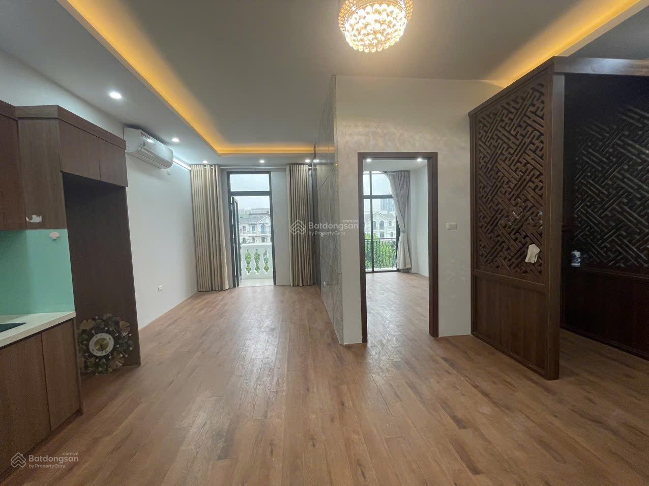 Cho thuê Liền kề 5 tầng đường 52 m tại OCP1 Gia Lâm, 30 triệu