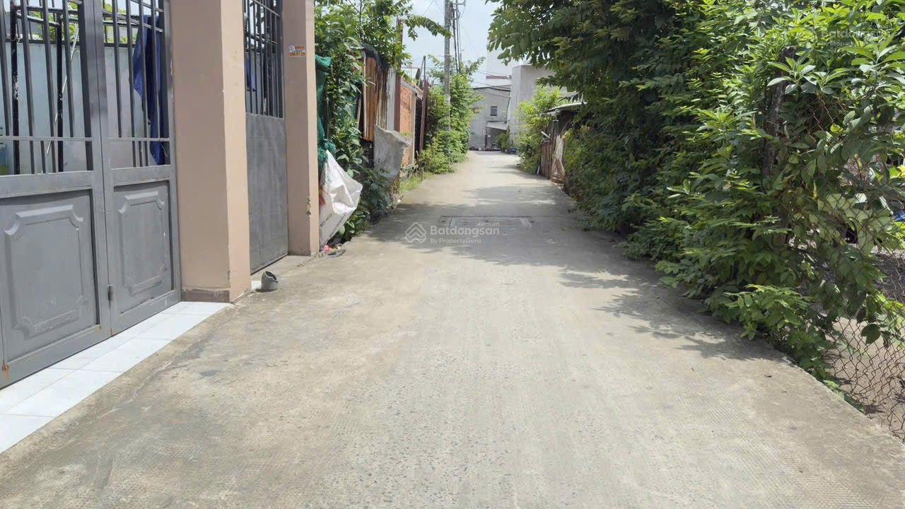 Bán nhà shr 3pn 2wc. Hẻm ngắn đường Giác Đạo Trung Chánh Hocmon