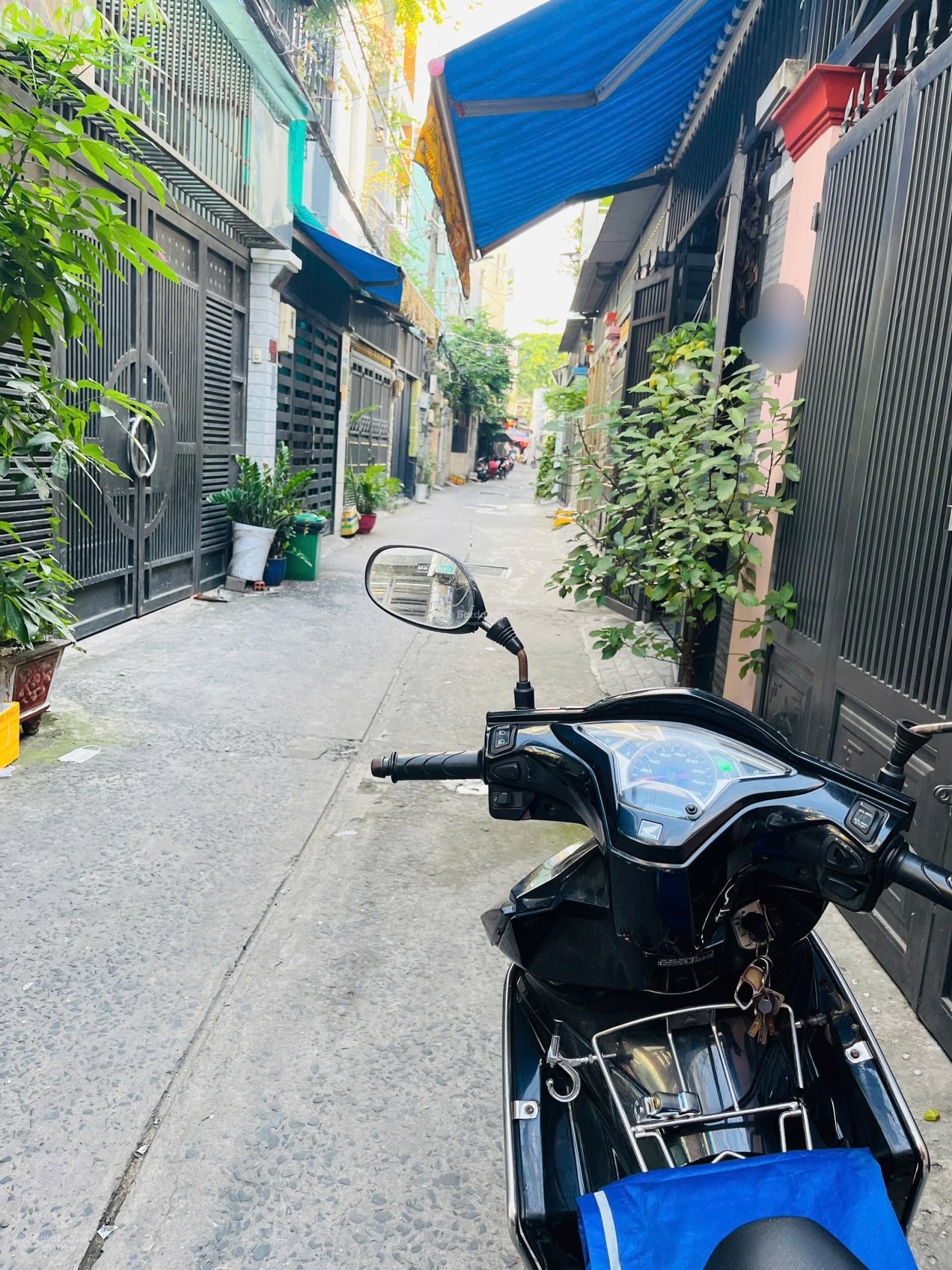 Bán nhà hẻm đường Phú Thọ Hoà Q.Tân Phú 84m2 đúc 3 tấm giá chỉ 8.2 tỷ