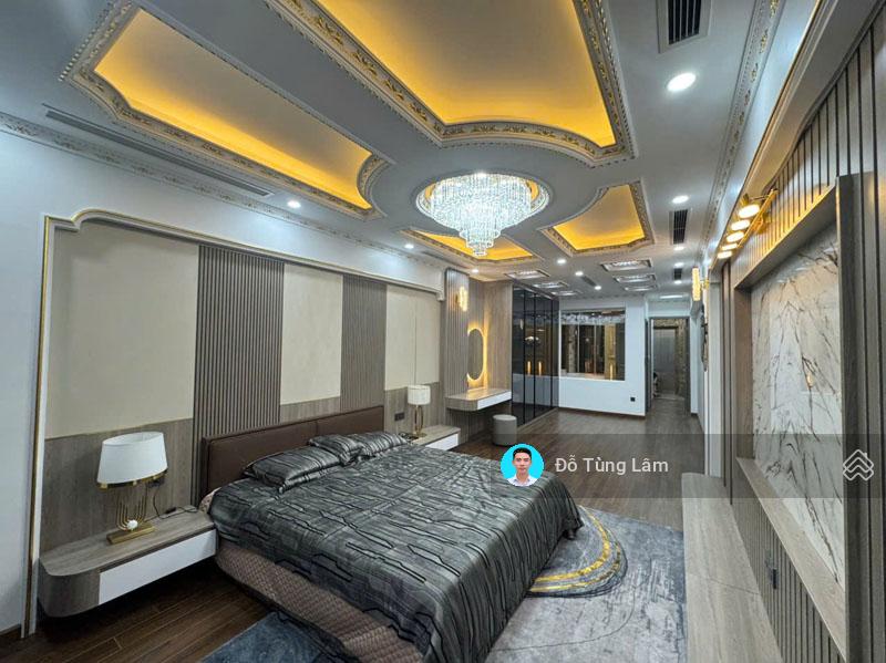 Cần bán 65m2 nhà 8 tầng, thang máy, mặt phố Tân Thụy, Việt Hưng. Thông sàn, gara 2 ô tô