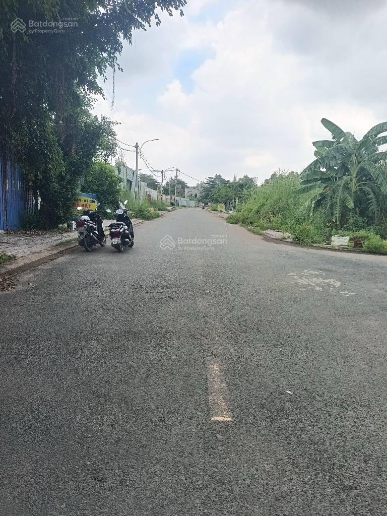 BÁN 600M2 ĐẤT BƯNG ÔNG THOÀN P PHÚ HỮU QUẬN 9 Đ12 GẦN KHU CÔNG NGHỆ CAO 10,2 TỶ 0764 994 ***