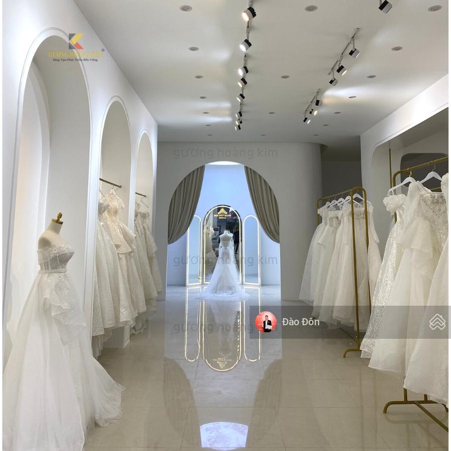 Siêu đẹp, Cho thuê nhà mặt phố Trần Đại Nghĩa, HBT, DT: 120m x 7T, MT: 7m, Giá thuê 95 triệu/tháng