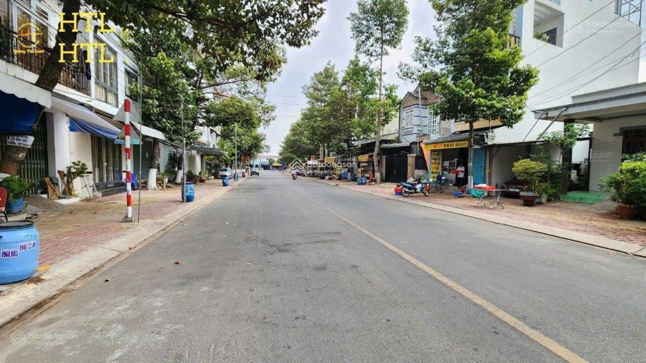 Bán biệt thự sân vườn sát bên chợ Dĩ An 1 diện tích: 3220m2 giá 69 tỷ gặp chủ thương lượng