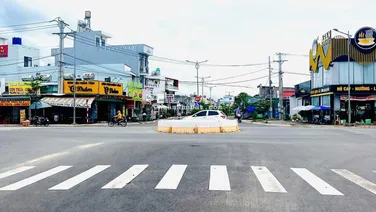 Bán lô 100m2 ngay đường Nguyễn Thị Hạnh - ngay Vinhome Hậu Nghĩa - giá rẻ 1-0-2! 1 tỷ950. SHR