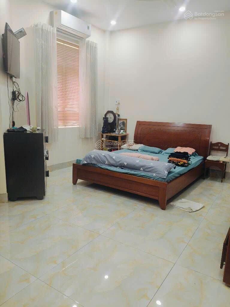 Nhà 4 Tầng góc 2 MT ngay CHỢ bình điền P7 Q8