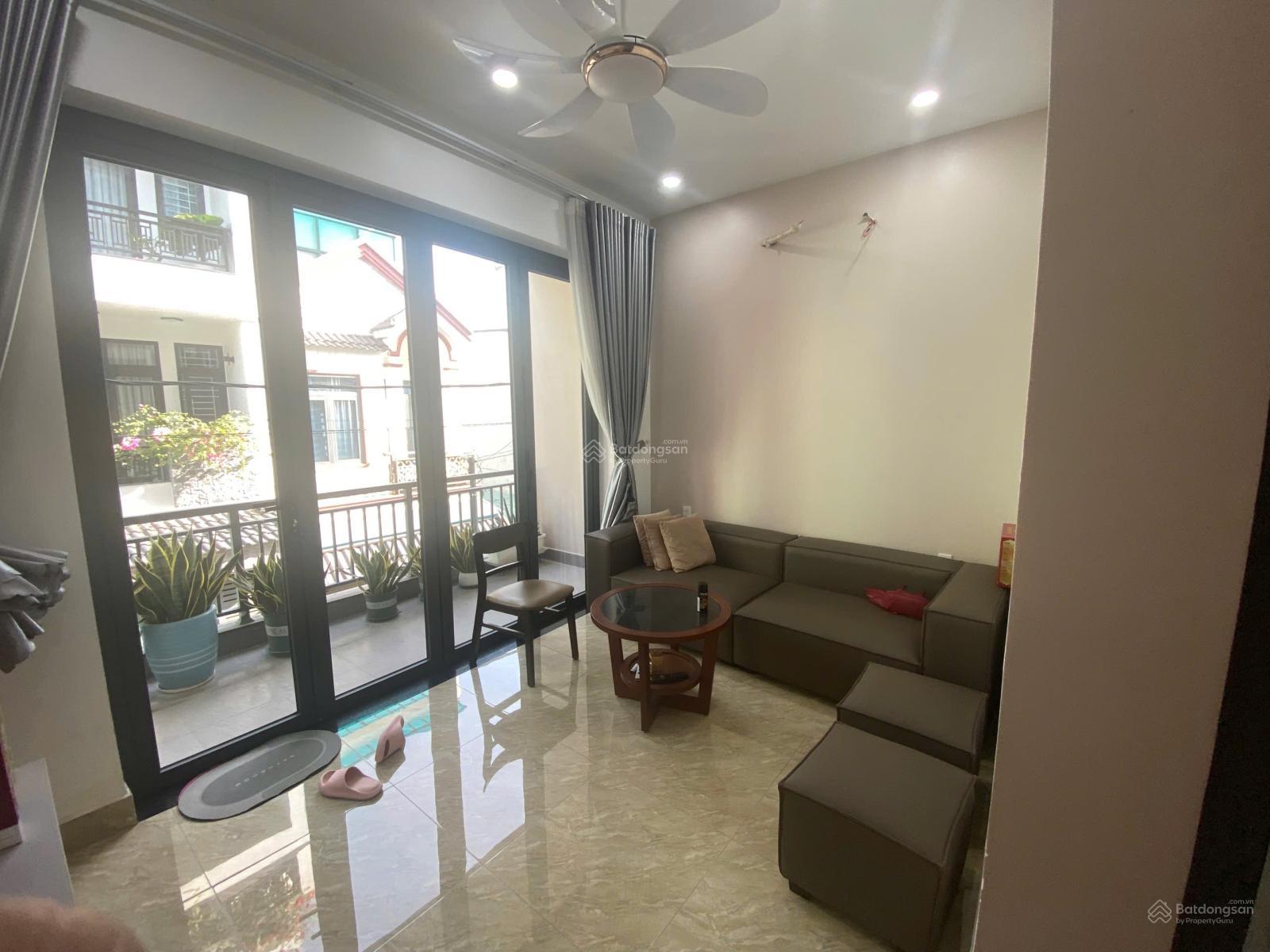 Bán nhà mặt tiền 1 trệt 1 lửng 1 lầu sân thượng đường 27/4 TT Phước Bửu DT 300m2 thổ cư, giá 6.5 tỷ