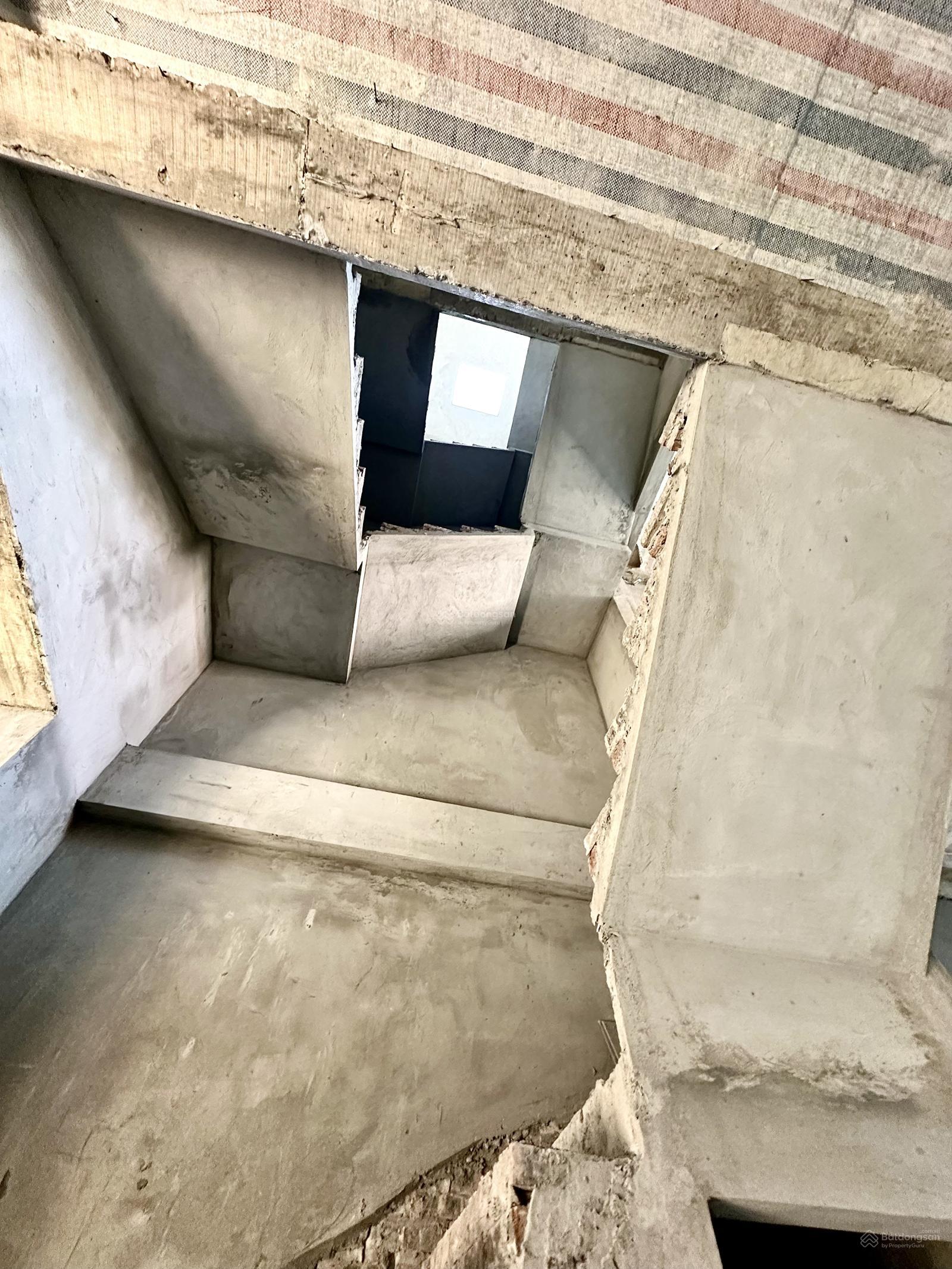 Nhà 4 tầng diện tích 100m2 xây mới cực hiếm Trần Nguyên Hãn - Full nội thất, ngõ nông