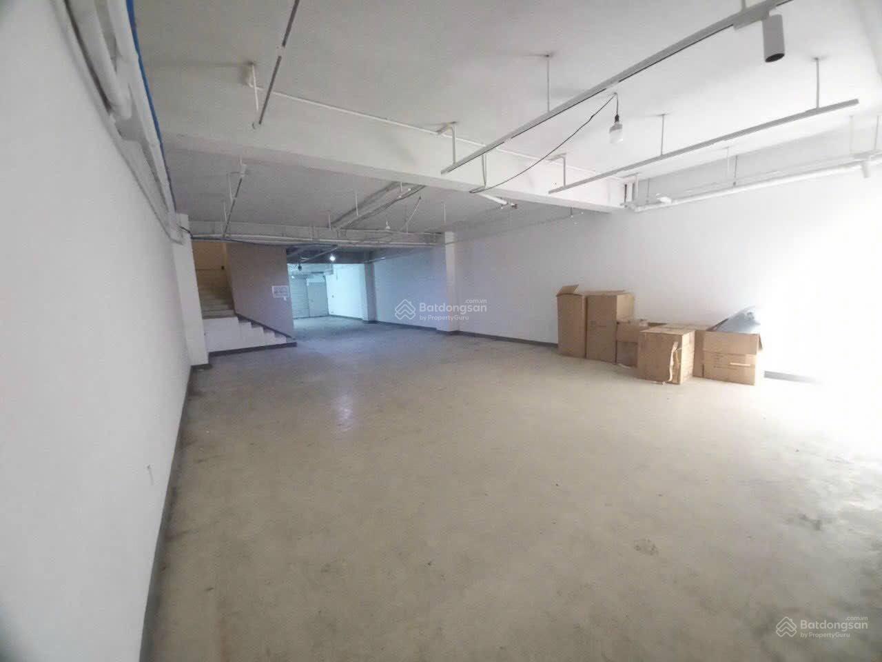 VĂN PHÒNG NGUYÊN CĂN CHO THUÊ TẠI SALA MẶT TIỀN NGUYỄN CƠ THẠCH 700M2 SỬ DỤNG GIÁ 200TR/THÁNG