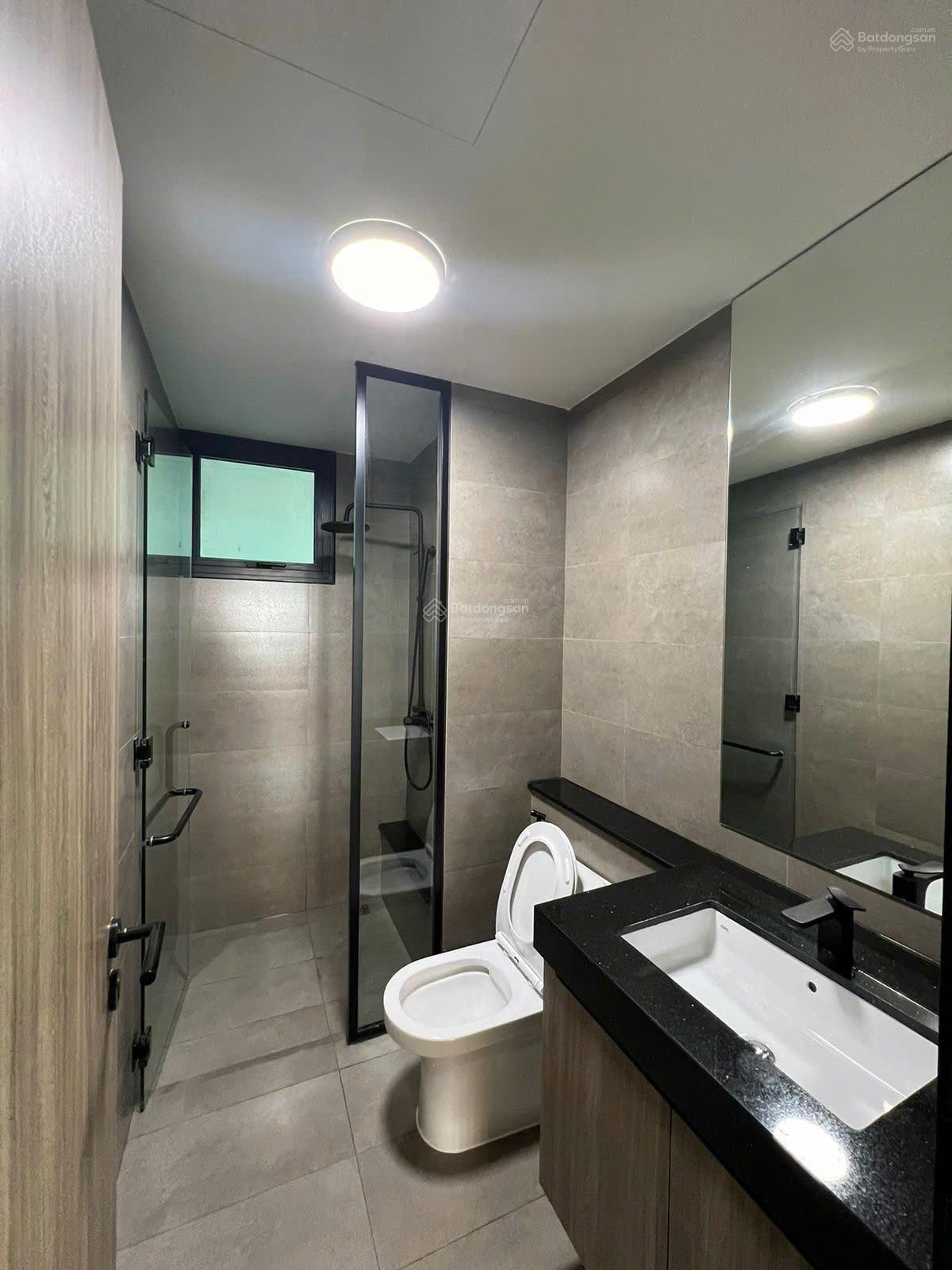 Cho thuê căn hộ Delasol 3PN 2WC nội thất cơ bản view sông 29 tr/tháng