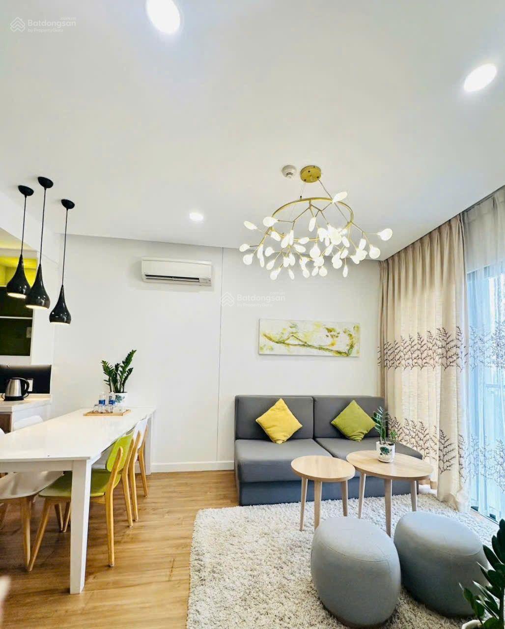Republic Plaza 52m2,1pn full nthat đẹp chỉ 15tr LH e 0797 799 *** ạ