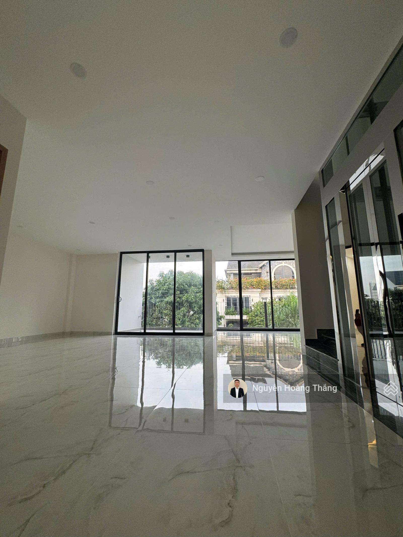 Cho thuê VP mới xây 100%, 1 hầm 4 tầng, DTSD 350m2 giá 55tr/th khu Thạnh Mỹ Lợi Q. 2, LH 0936 890 ***