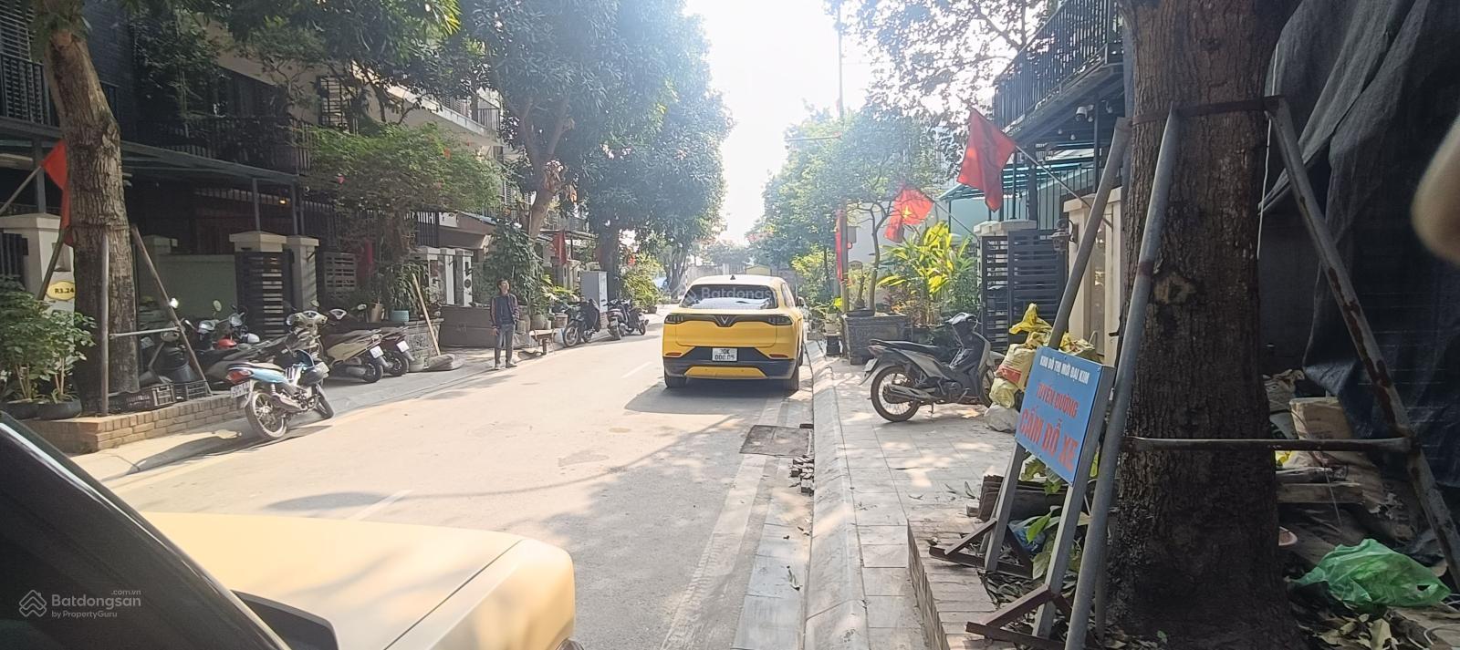 Cho thuê biệt thự dự án The Eden Rose, Thanh Liệt, Thanh Trì, DT 90m2, 4 tầng, full ĐH, NL, 22tr Cho thuê biệt thự dự án The Eden Rose, Thanh Liệt, Thanh Trì, DT 90m2, 4 tầng, full ĐH, NL, 22tr