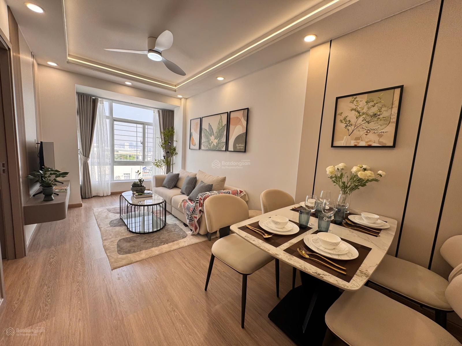 SIÊU PHẨM CC SKY GARDEN III, DT:57M2 - 2PN + 1WC - GIÁ 5,3 TỶ - NỘI THẤT FULL NEW 100% - VIEW ĐẸP !