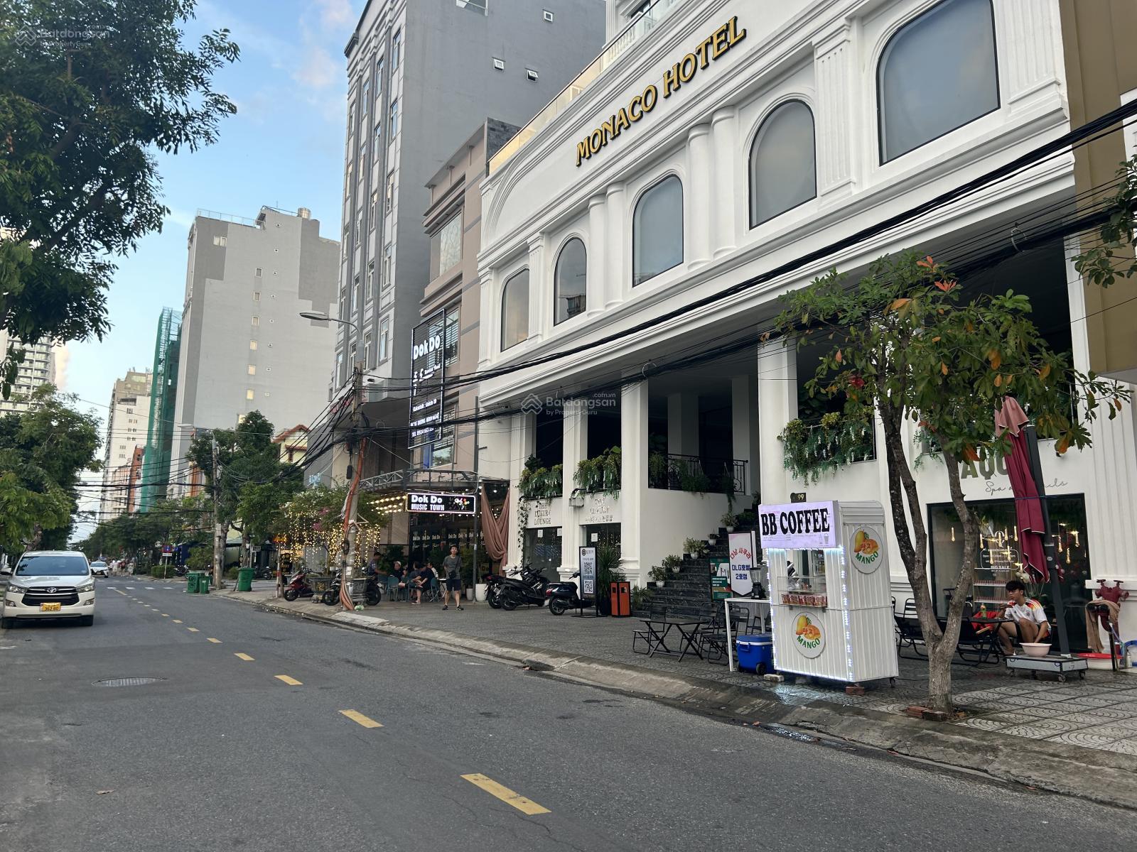 Hàng hiếm. Bán đất lô góc đường Dương Đình Nghệ, Diện tích 115m2, ngang hơn 6m. Giá chỉ 24,5 tỷ