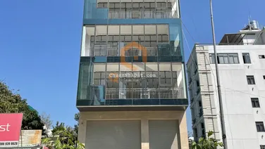 05 tòa nhà "mới" ngay Trương Văn Bang hầm 7 tầng suốt thang máy 1000 - 2500m2 120 - 150 triệu/tháng