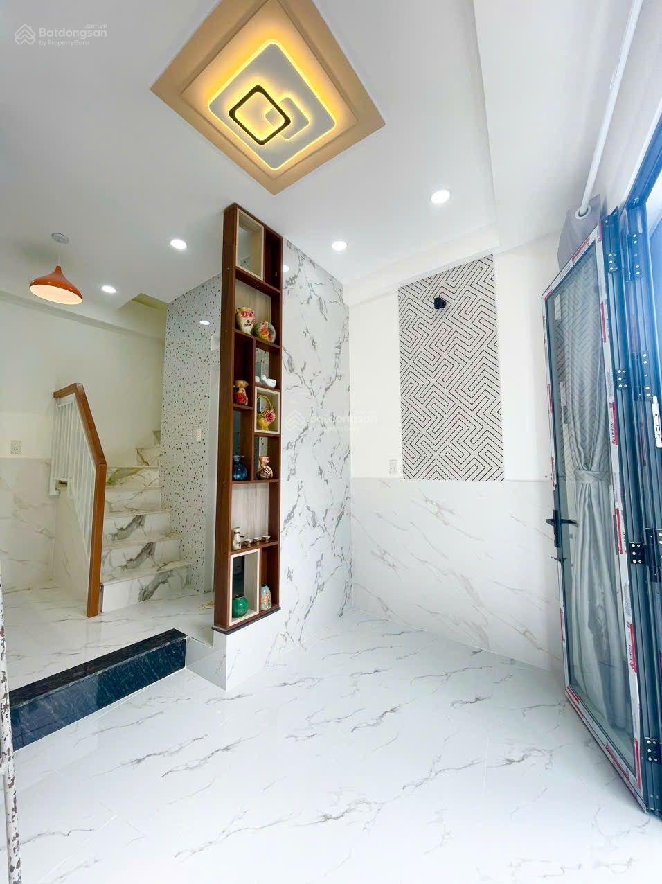 Nhà mới đẹp hẻm thẳng 3,5m cao ráo sạch sẽ Nhà mới đẹp hẻm thẳng 3,5m cao ráo sạch sẽ