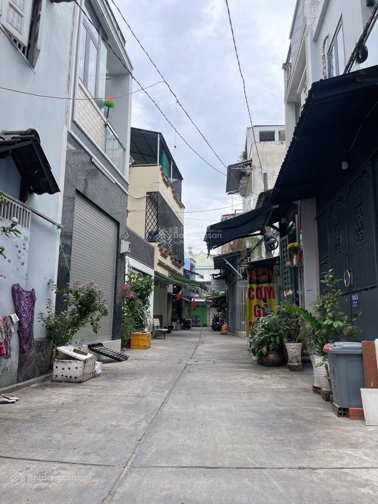 Hxh Chiến Lược Thông Hương Lộ 2. 3pn 3wc. 4m*10. Shr. Chỉ 4,95 tỷ TL Hxh Chiến Lược Thông Hương Lộ 2. 3pn 3wc. 4m*10. Shr. Chỉ 4,95 tỷ TL