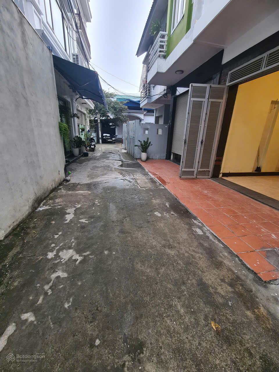 Bán nhà ô tô dỗ cửa cách mặt đường 10m tại Tiền Phong, Hải An, Hải Phòng, 4,3 tỷ, 66m2.