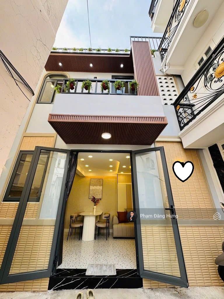 Nhà mới xây giáp Q1, hẻm 3m sát mặt tiền XVNT, P21, Bình Thạnh, 2 tầng, 3PN, 35.6m2 4x9m, 5.9 tỷ