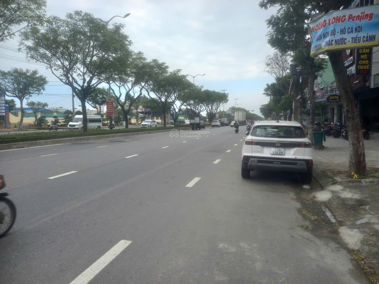 Bán đất mặt tiền đường Lê Văn Hiến, dt 123.8 m2, mặt tiền 5m sổ đỏ giao dịch ngay