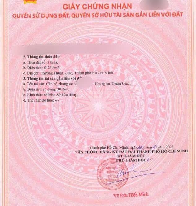 (7959) legacy central, cửa sổ hồ bơi. Full nội thất như hình. Sổ hồng : 1,1 tỷ. Nhận ký gửi