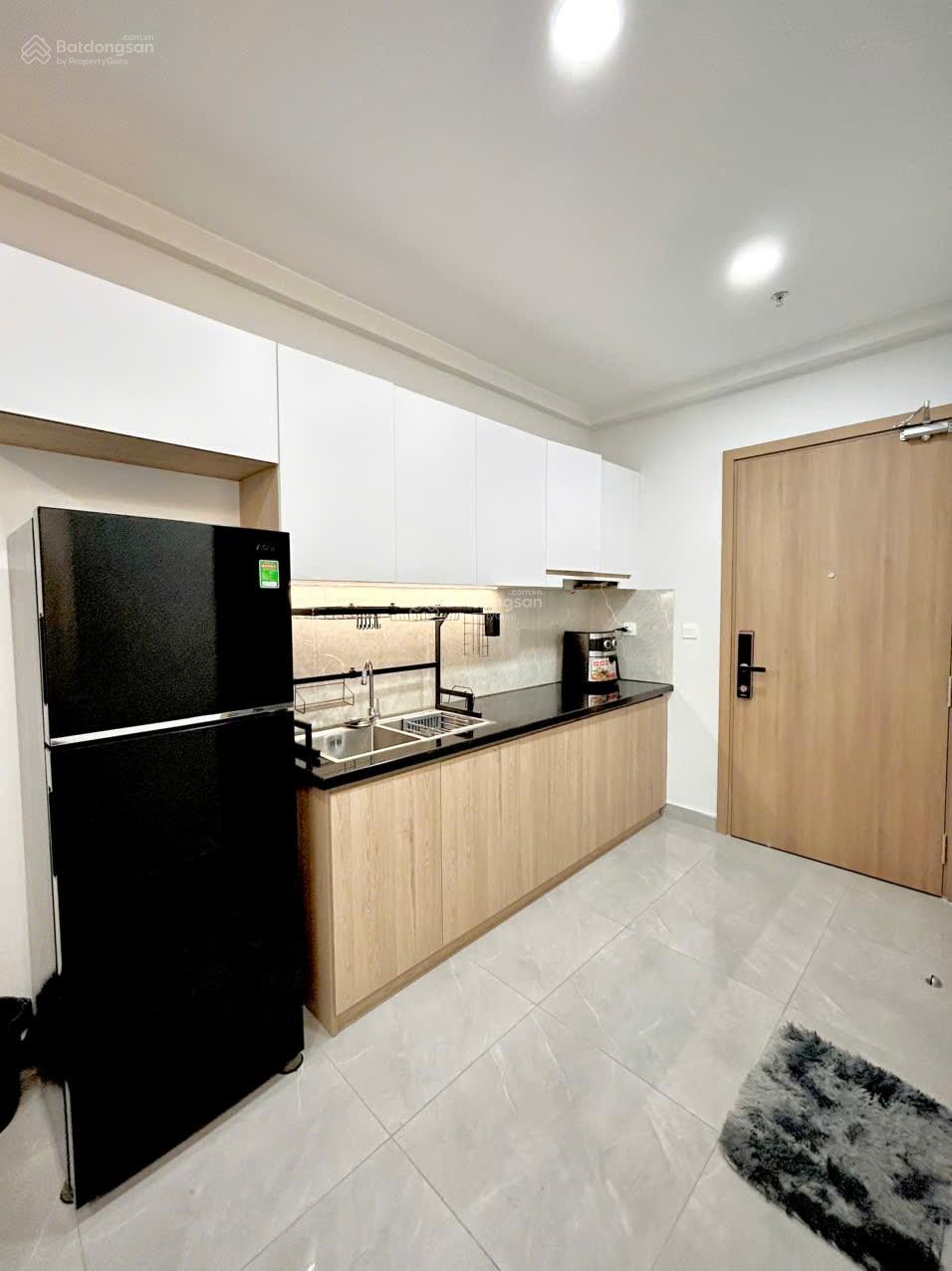 (7959) legacy central, cửa sổ hồ bơi. Full nội thất như hình. Sổ hồng : 1,1 tỷ. Nhận ký gửi