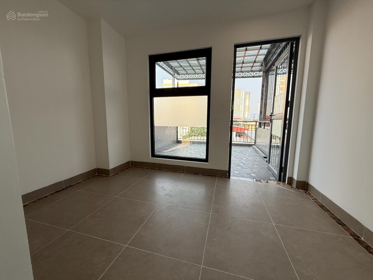 Nhà mặt phố Thịnh Liệt Thiết kế thông sàn Dt 46m2,xây 6 tầng,thang máy Nhà mặt phố Thịnh Liệt Thiết kế thông sàn Dt 46m2,xây 6 tầng,thang máy