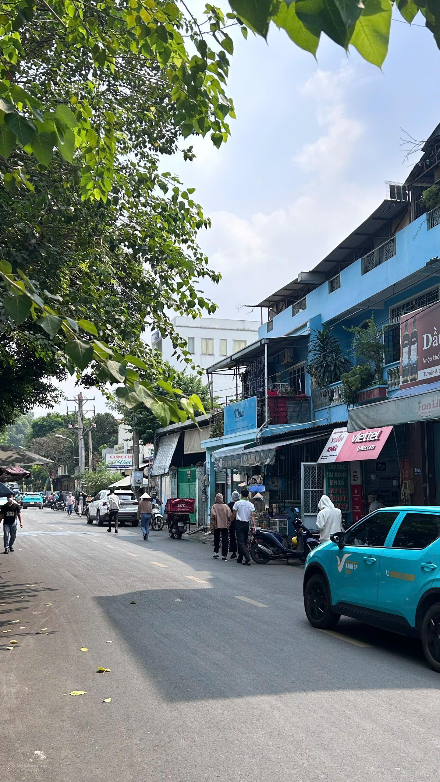 Duy Nhất Mặt tiền Huỳnh Lan Khanh, Q.Tân Bình: DT 450m2-Ngang 15m; Dài 30m. XD Cao Hầm 7-9 Tầng