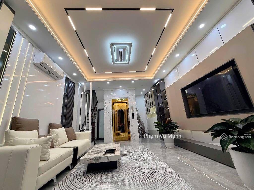Hơn 13Tỷ-Nhà Trần Khát Chân-Lô Góc 42m2-Xây Mới 6Tầng-Thang Máy-Nội Thất VIP-Bãi ÔTÔ Sát Nhà