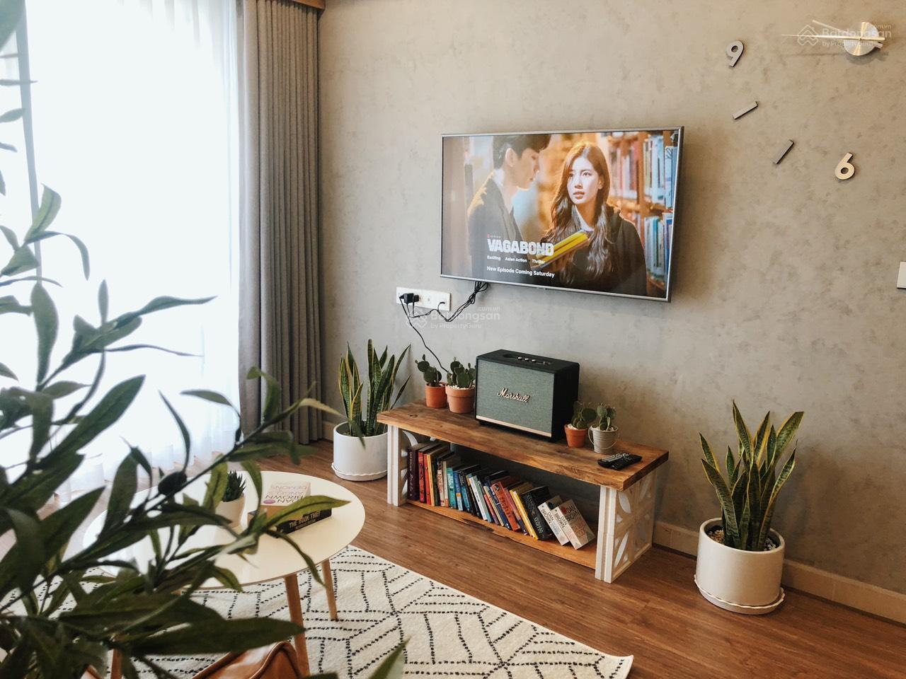 Căn hộ Golden Mansion 69m2 bán 5,9 tỷ tầng cao view Nam thoáng mát giá tốt đầy đủ nội thất