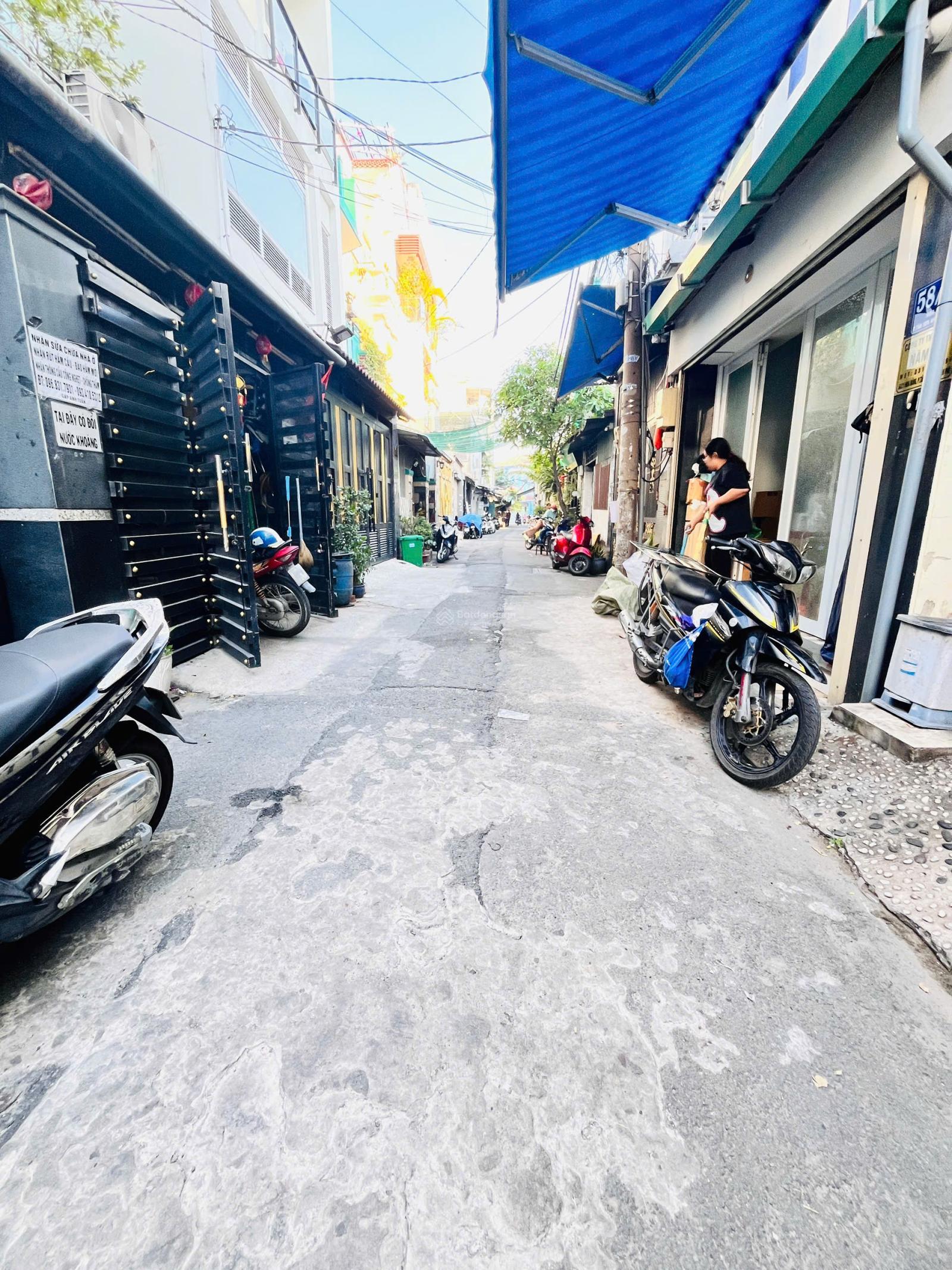 Bán nhà hẽm xe hơi Đường Hoa Bằng.DT 4x22m, 1 lầu. Giá 8,5 tỷ ,Phường Tân Sơn Nhì