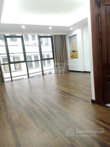 Cho thuê nhà mặt phố Thiền Hiền.DT : 65 M * 8 Tầng . MT : 5 M , Thông sàn , thang máy , Nhà mới