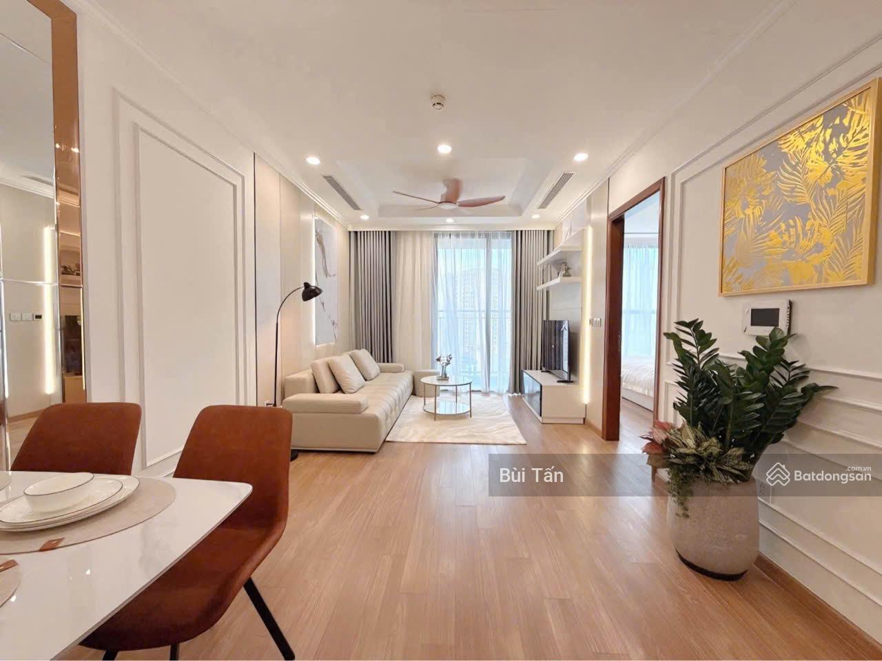 Bán gấp căn hộ chung cư tòa Thăng Long Tower DT 110m2, thiết kế 3PN, tầng đẹp, căn góc view thoáng