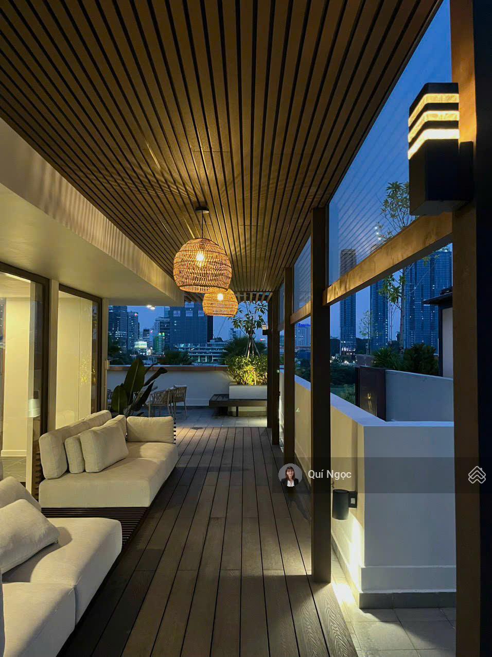 Đã có sổ: Bán 2PN Galleria có sân vườn lớn, view Grand Marina