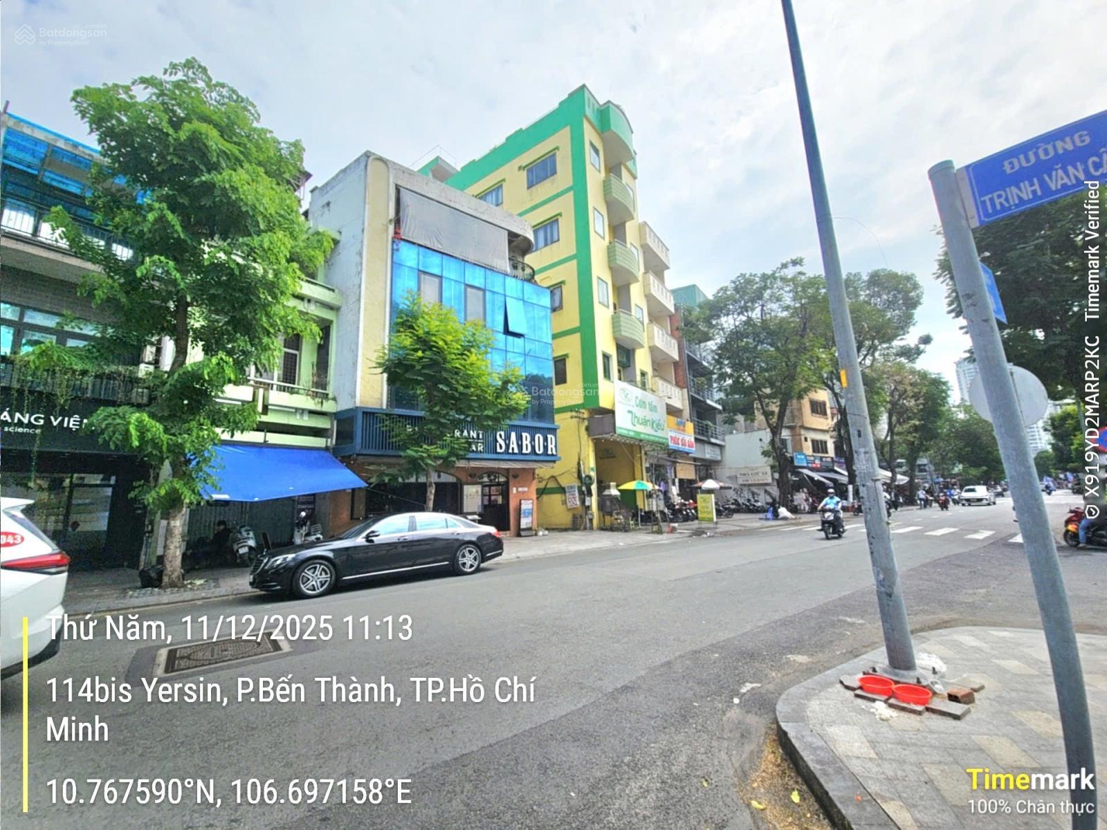 Chính chủ gửi bán nhà 114 Yersin Nguyễn Thái Bình, Q1. Sẵn sổ mua bán nhanh gọn Chính chủ gửi bán nhà 114 Yersin Nguyễn Thái Bình, Q1. Sẵn sổ mua bán nhanh gọn