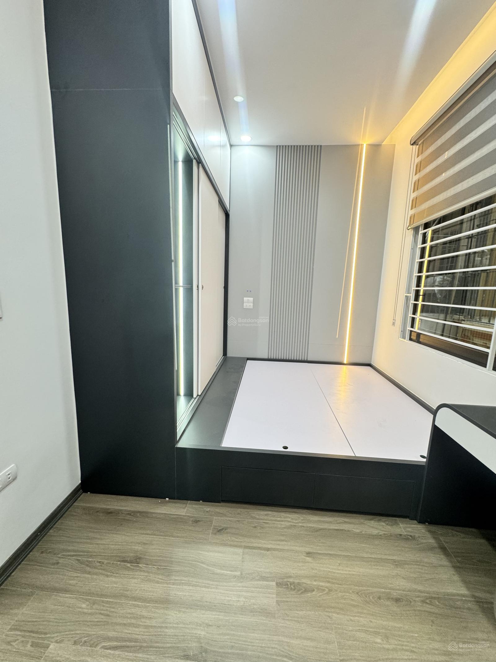 BÁN NHÀ VÕ THỊ SÁU HAI BÀ TRƯNG Ô TÔ TRÁNH 50M 5 TẦNG GIÁ 19 TỶ BÁN NHÀ VÕ THỊ SÁU HAI BÀ TRƯNG Ô TÔ TRÁNH 50M 5 TẦNG GIÁ 19 TỶ