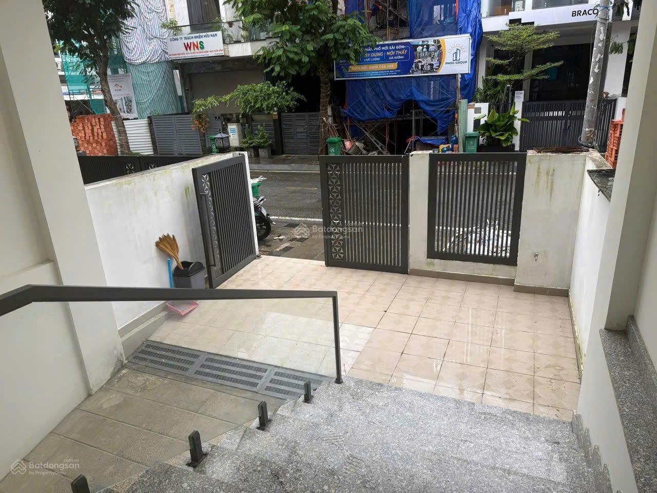 Em Quân! Cho thuê nhà nguyên căn Đảo Kim Cương 2 tầng 6PN - 5x20m giá 45tr/tháng (Giá tốt)!