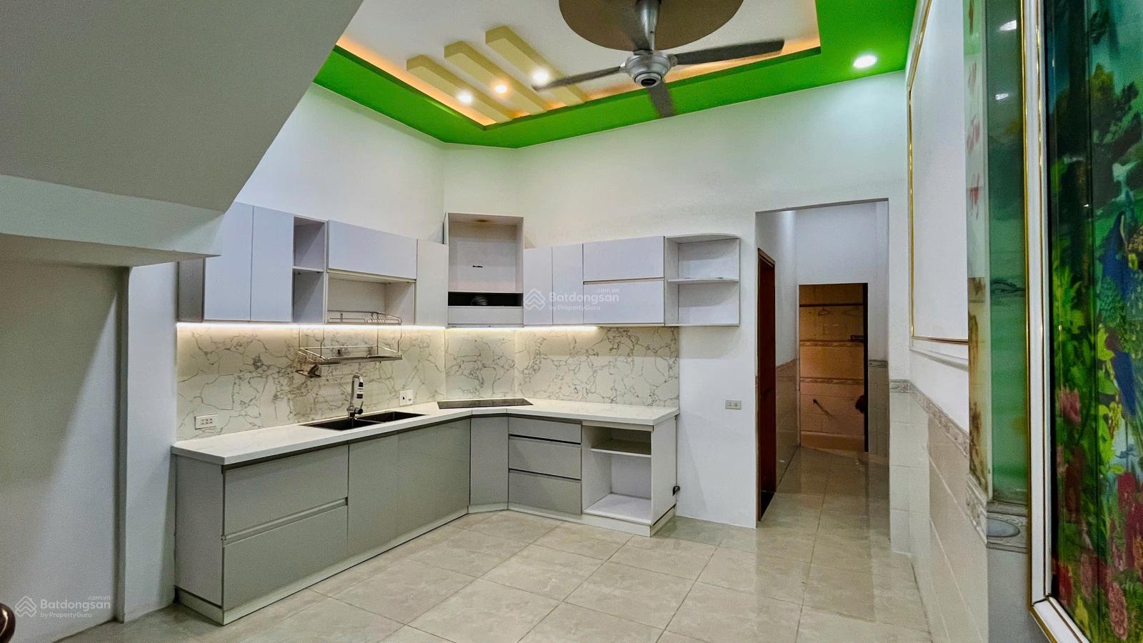 Bán nhà 1 trệt 2 lầu đường Trần Thị Năm gần Dương Thị Mười. DT : 4m x 19m. HXH 7m giá 6.5 tỷ Bán nhà 1 trệt 2 lầu đường Trần Thị Năm gần Dương Thị Mười. DT : 4m x 19m. HXH 7m giá 6.5 tỷ