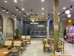 Cực hiếm, cho thuê nhà mặt phố Chùa láng, Đống Đa, DT: 70m2 x 4T, MT: 4m. Giá 55 triệu/ tháng